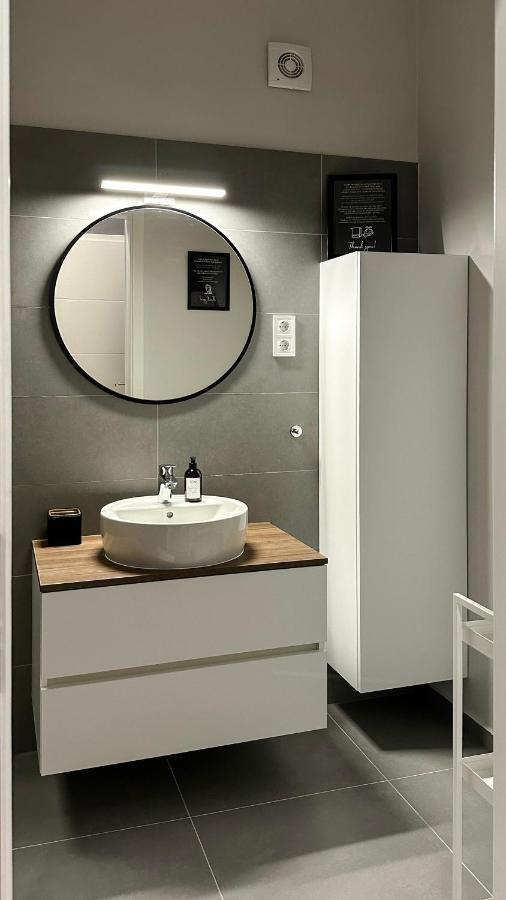 Linden Apartman 107 Glamour (Adults Only) Mosonmagyaróvár Exteriör bild