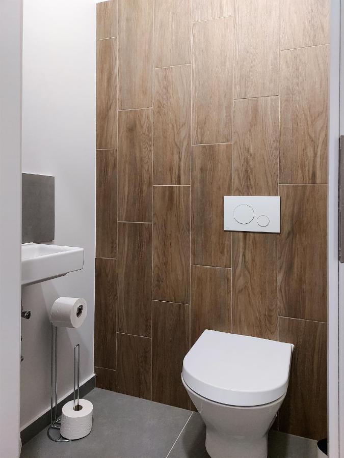 Linden Apartman 107 Glamour (Adults Only) Mosonmagyaróvár Exteriör bild