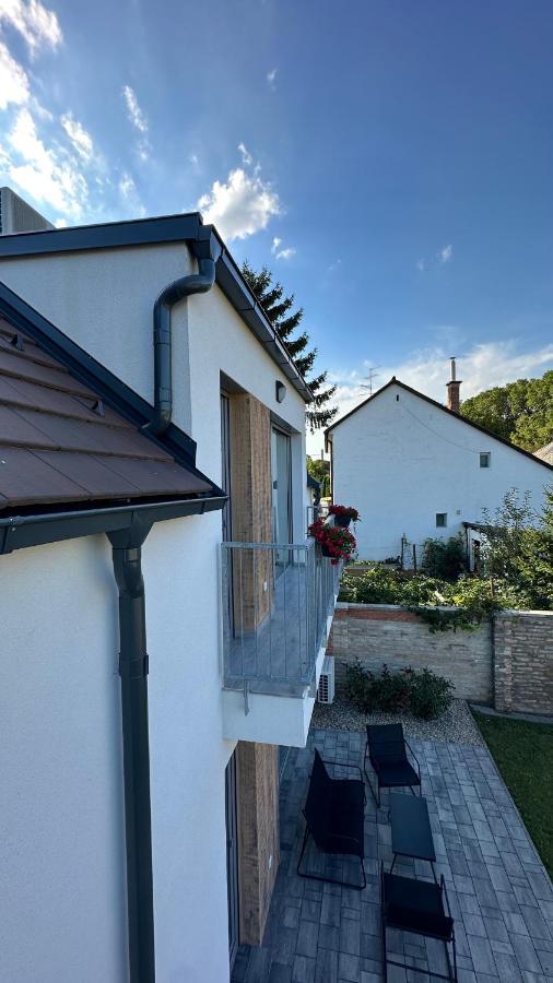 Linden Apartman 107 Glamour (Adults Only) Mosonmagyaróvár Exteriör bild
