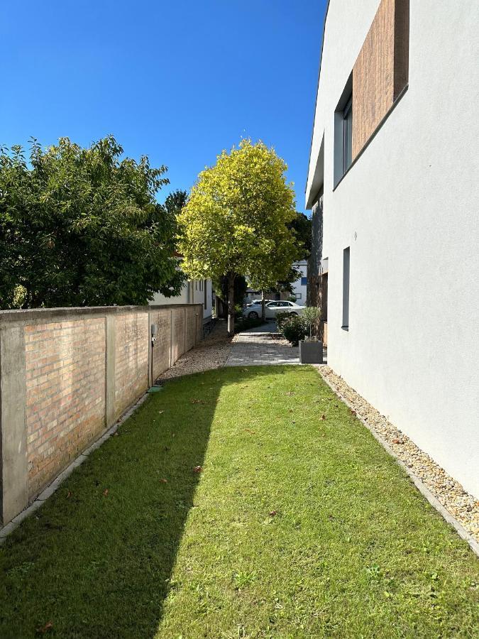 Linden Apartman 107 Glamour (Adults Only) Mosonmagyaróvár Exteriör bild